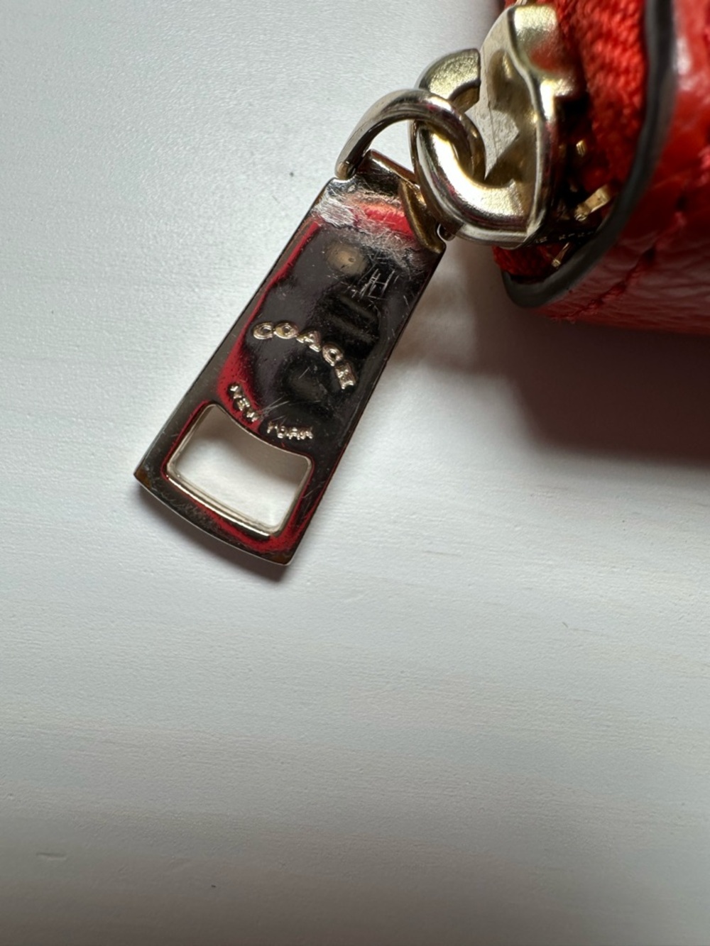COACH Orange Leather Zip-Around Wallet in excellent condition - Picture 4 of 8